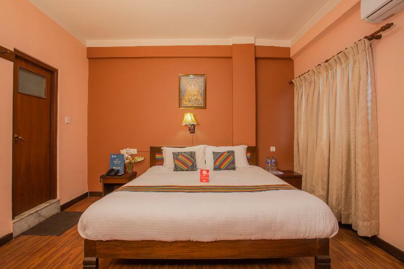 Kathmandu Embassy Hotel מראה חיצוני תמונה